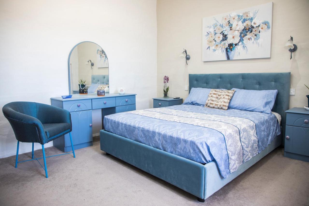 Tal-Karmnu Entire House With Private Heated Pool And Jacuzzi Vila Kirkop Exterior foto